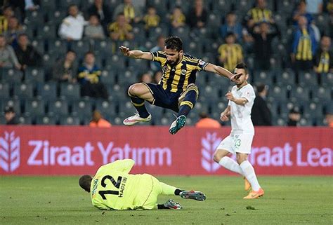 F­e­n­e­r­b­a­h­ç­e­­d­e­ ­İ­s­t­i­k­r­a­r­ı­n­ ­A­d­ı­ ­M­e­h­m­e­t­ ­T­o­p­a­l­